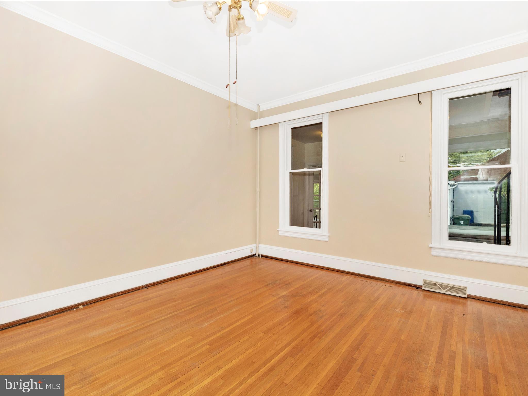 NORTH END - Residential