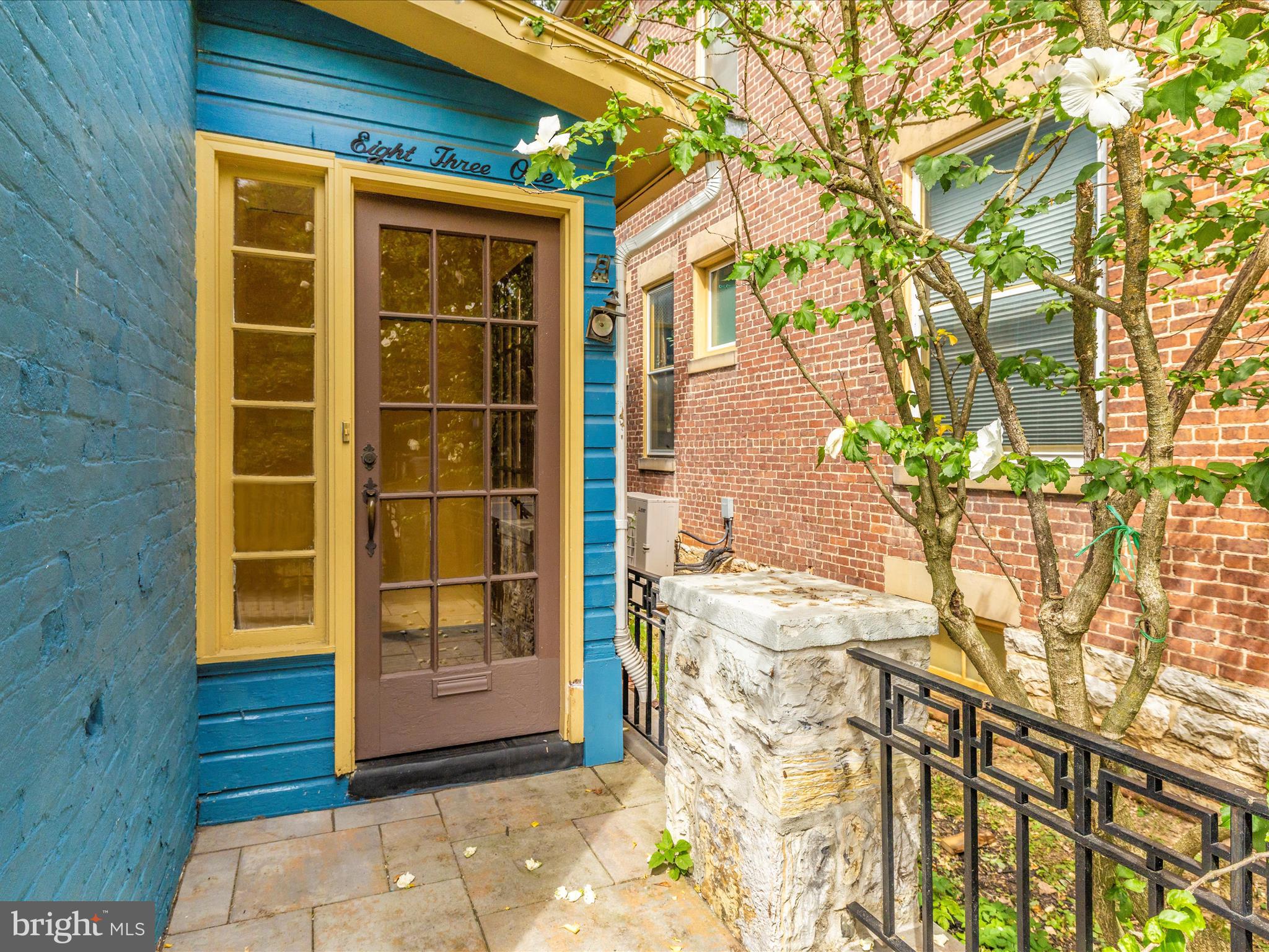 NORTH END - Residential