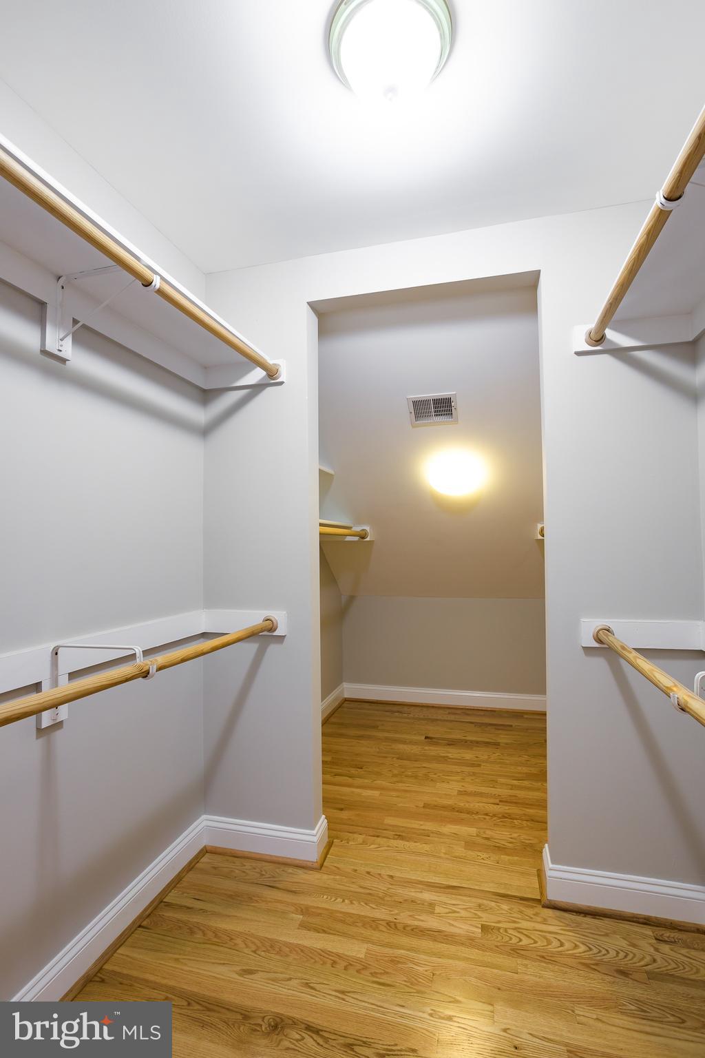 AURORA HILLS - Residential