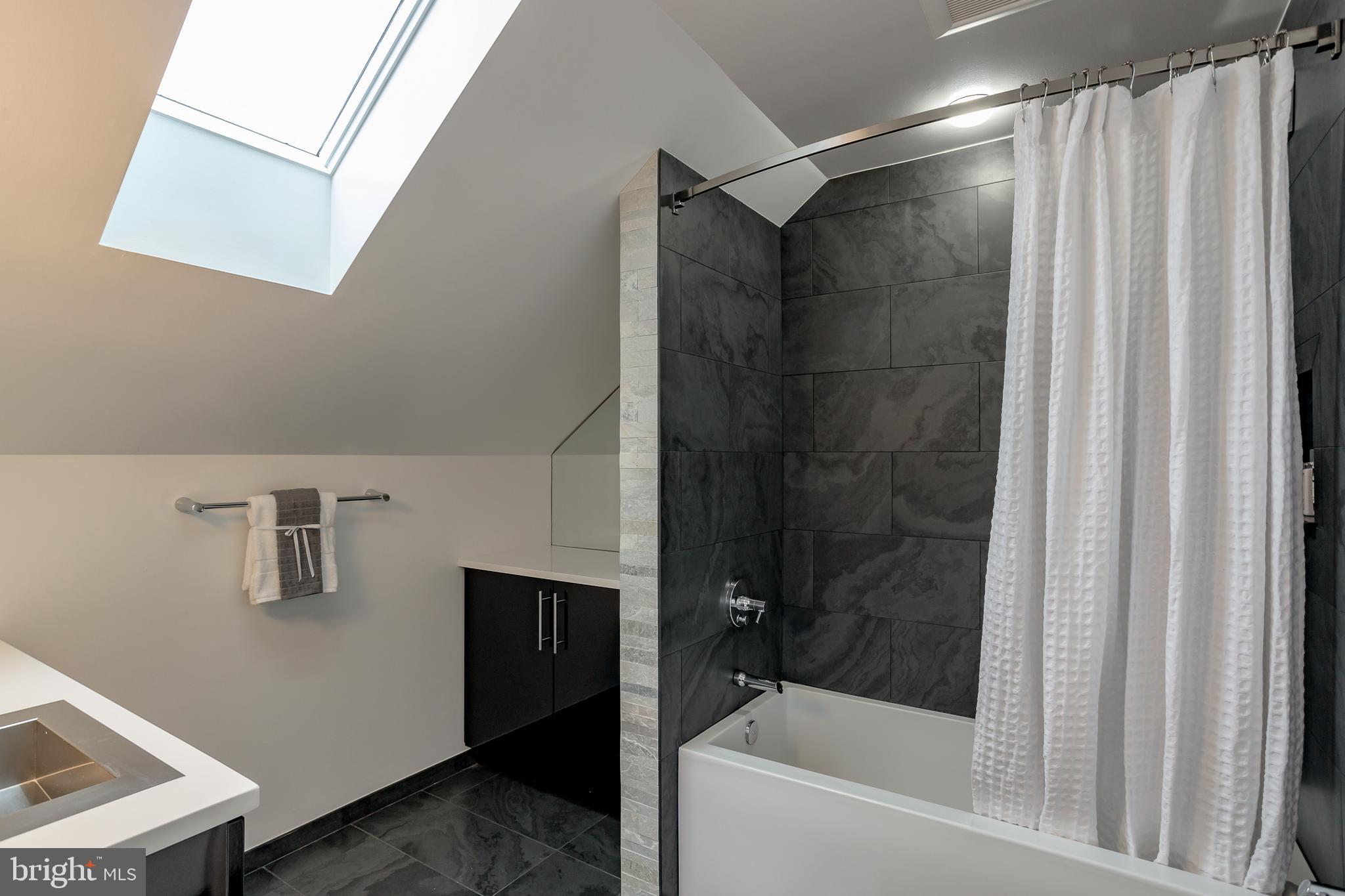 AURORA HILLS - Residential