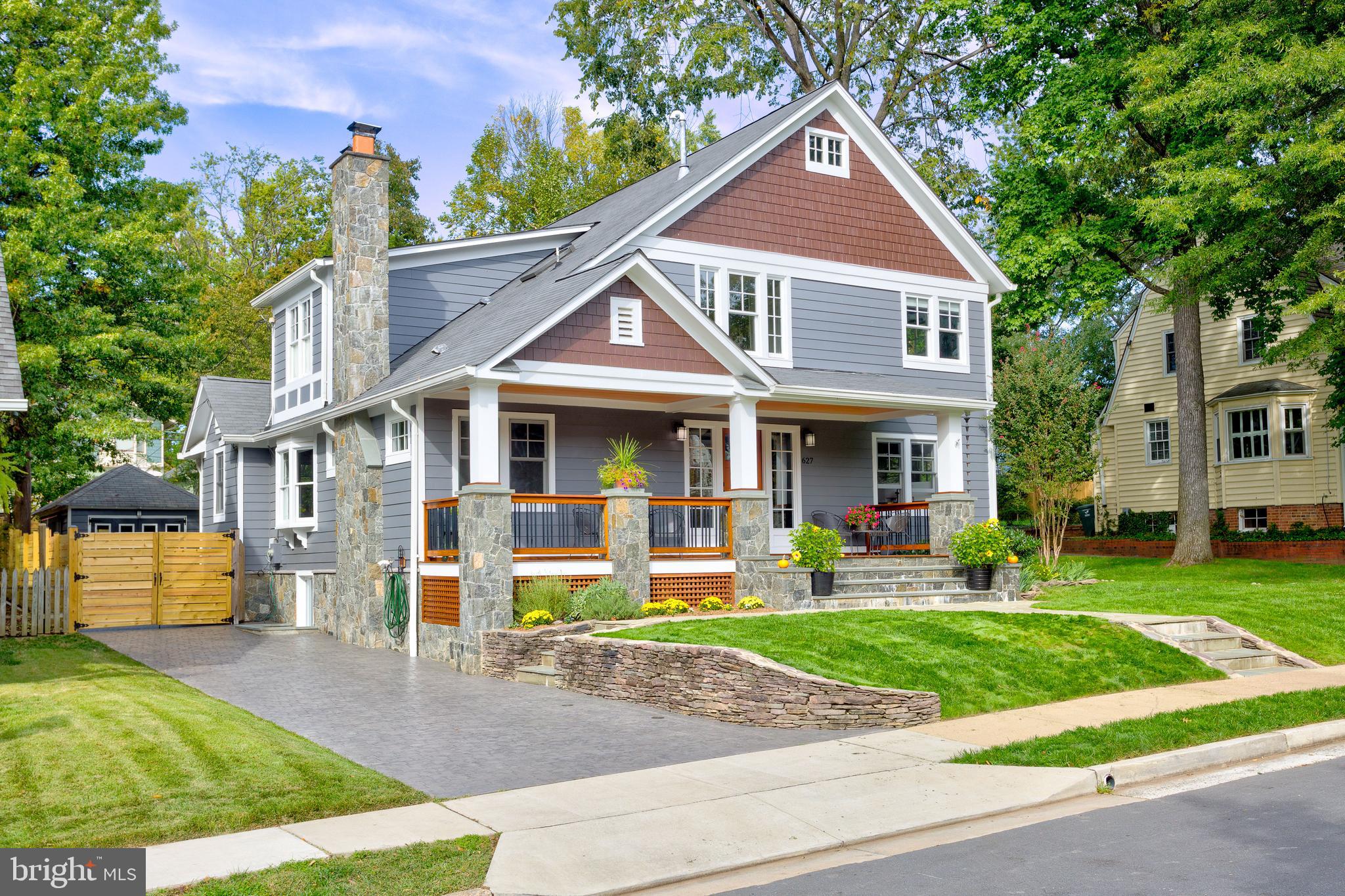 AURORA HILLS - Residential