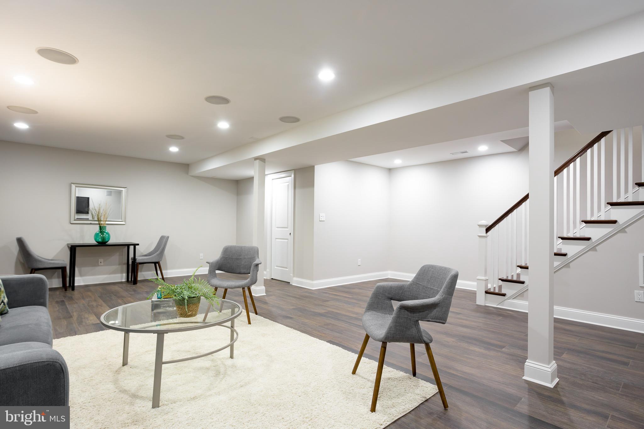 AURORA HILLS - Residential