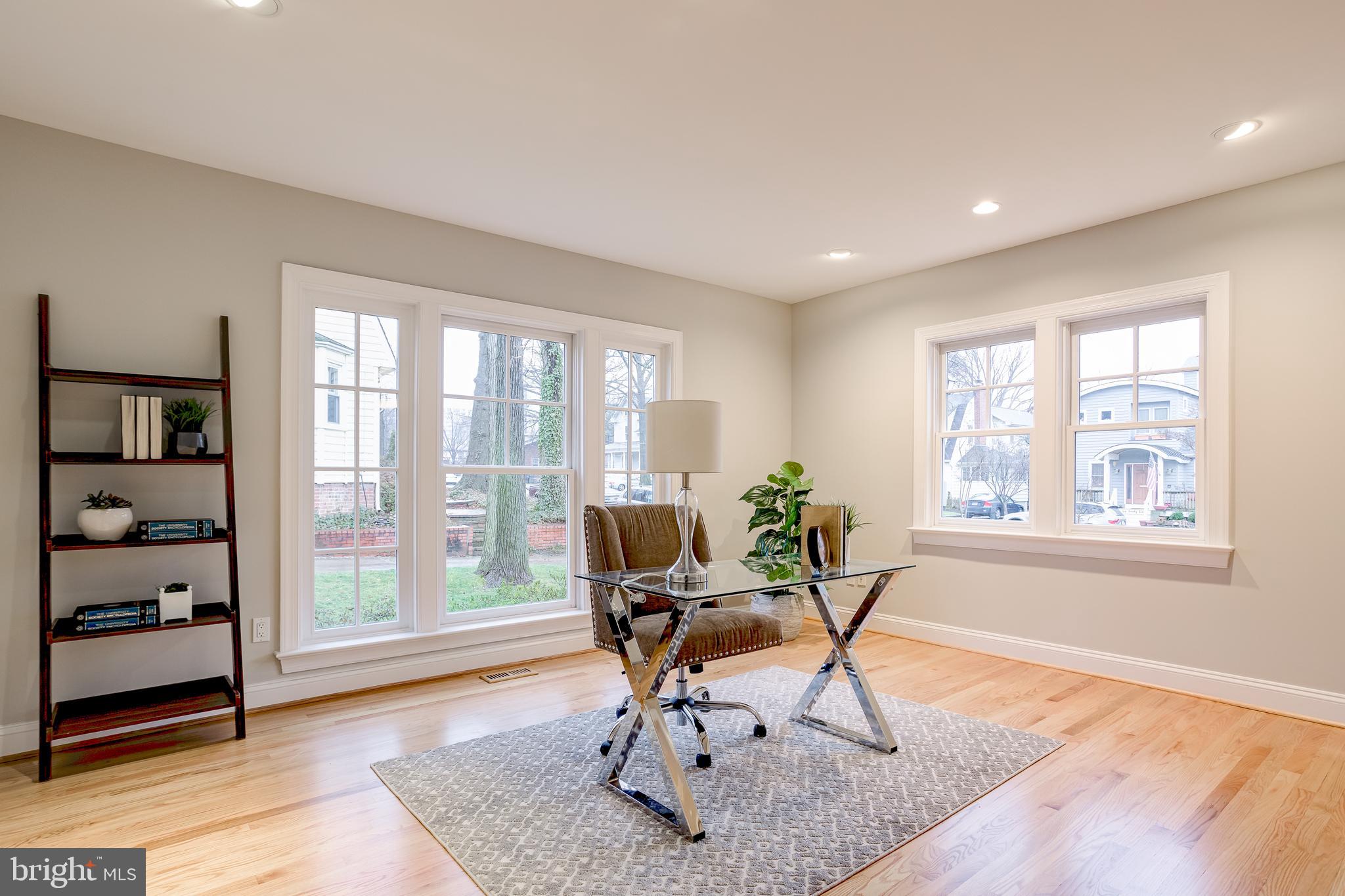 AURORA HILLS - Residential