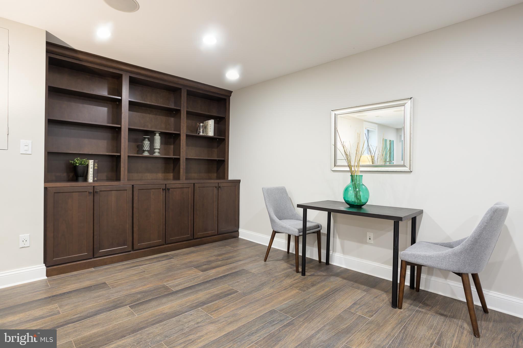 AURORA HILLS - Residential