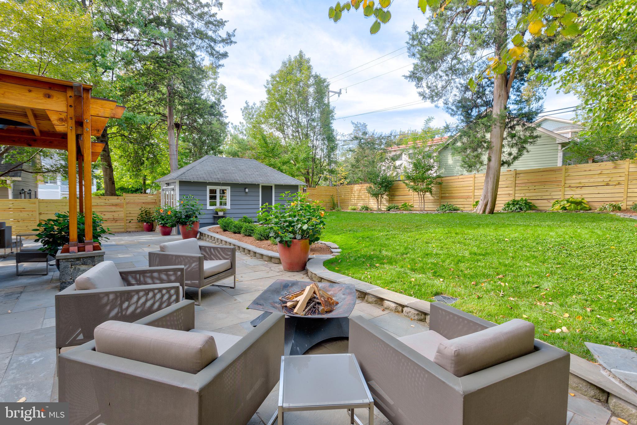 AURORA HILLS - Residential