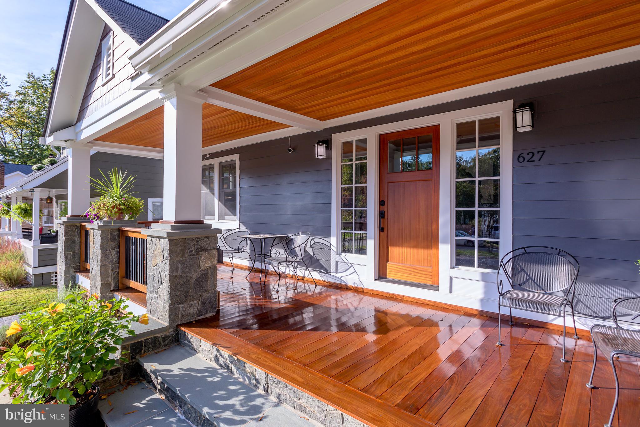 AURORA HILLS - Residential