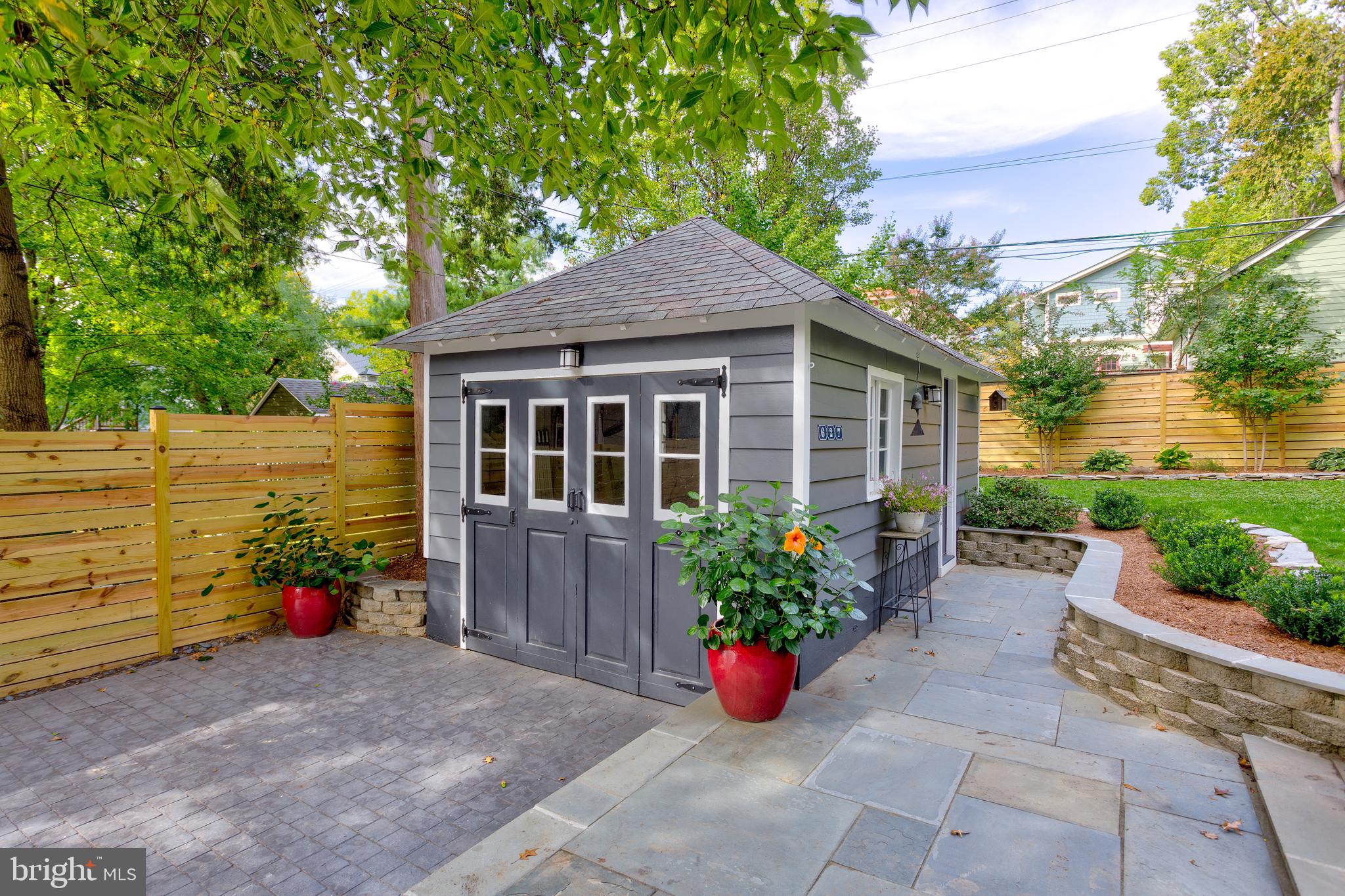 AURORA HILLS - Residential