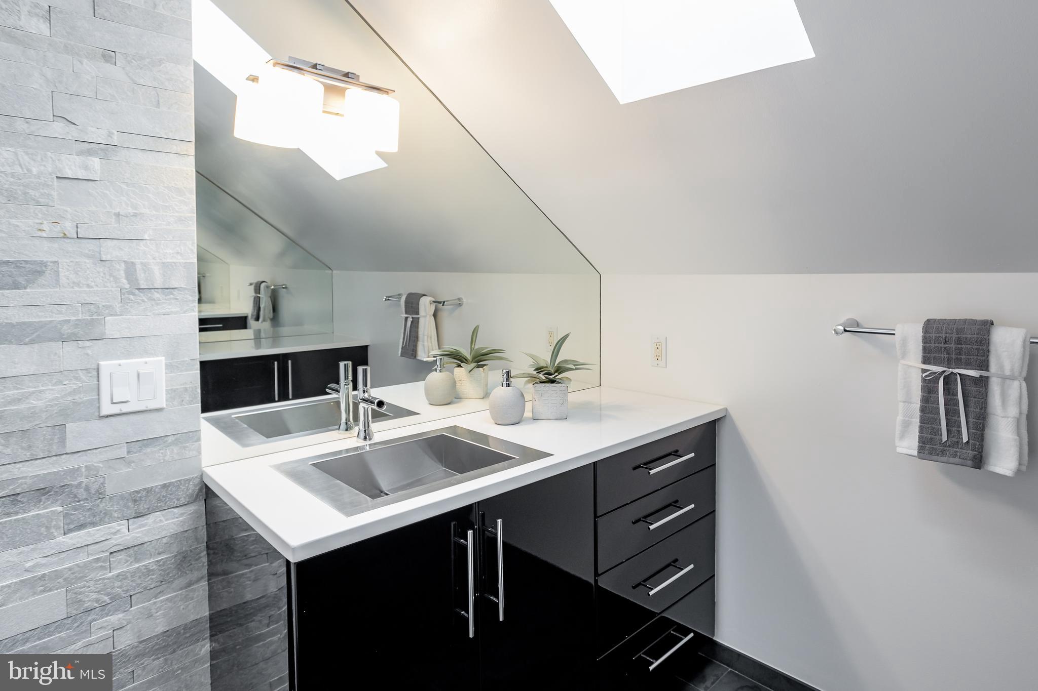 AURORA HILLS - Residential