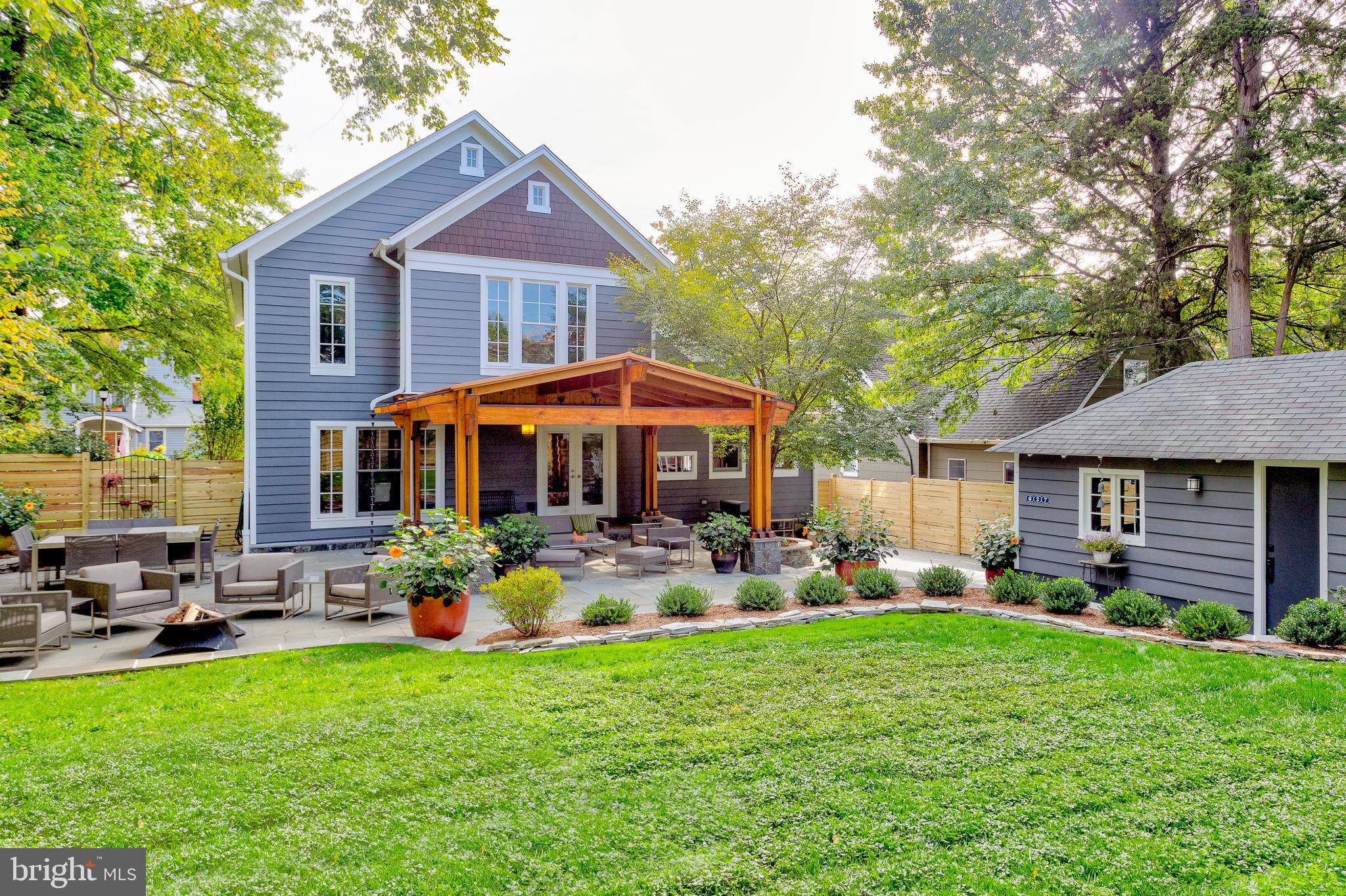 AURORA HILLS - Residential