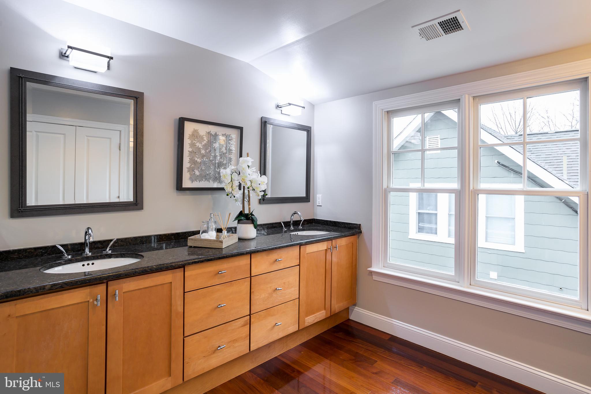 AURORA HILLS - Residential