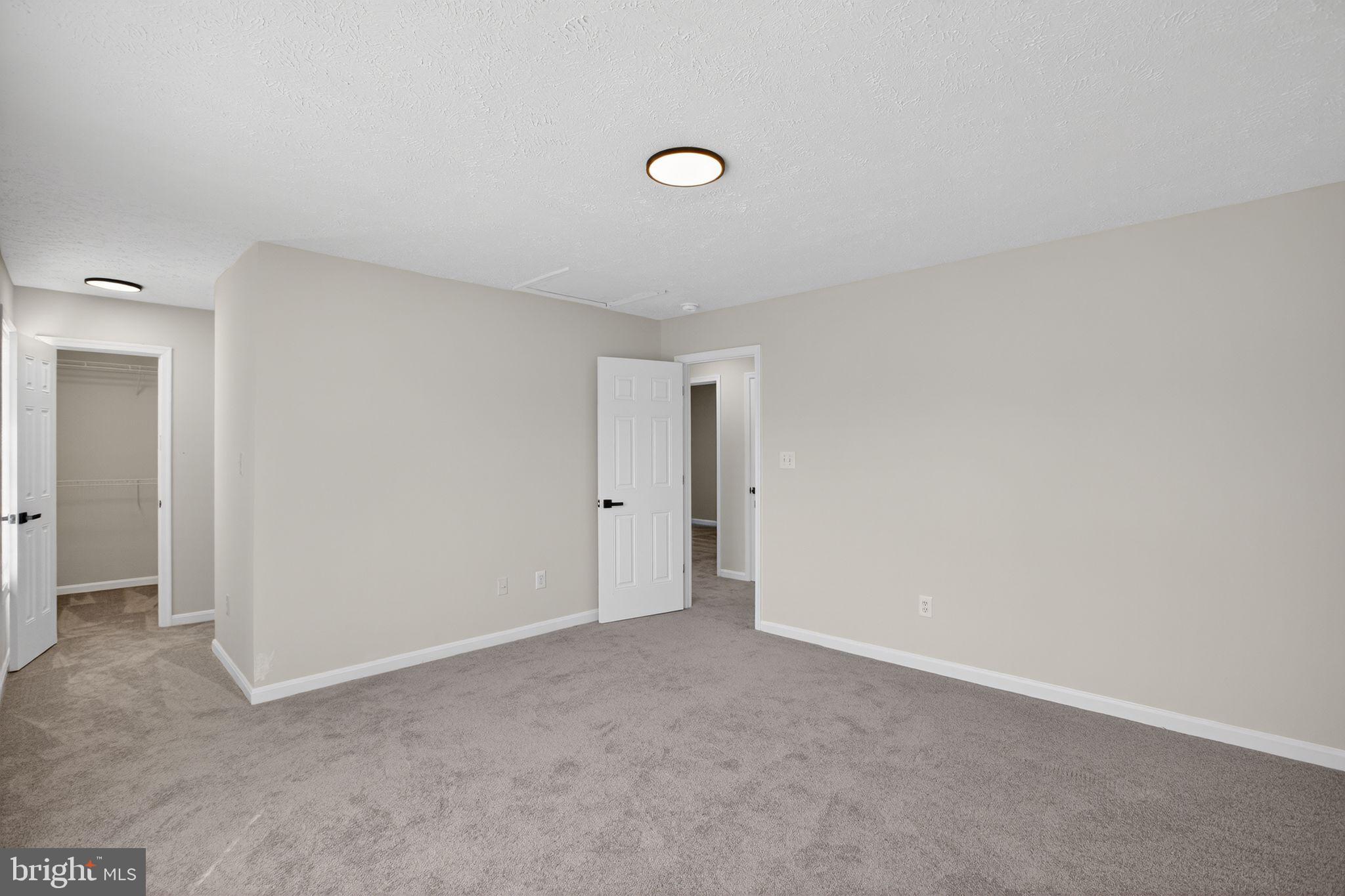 EMERALD HILLS - Residential