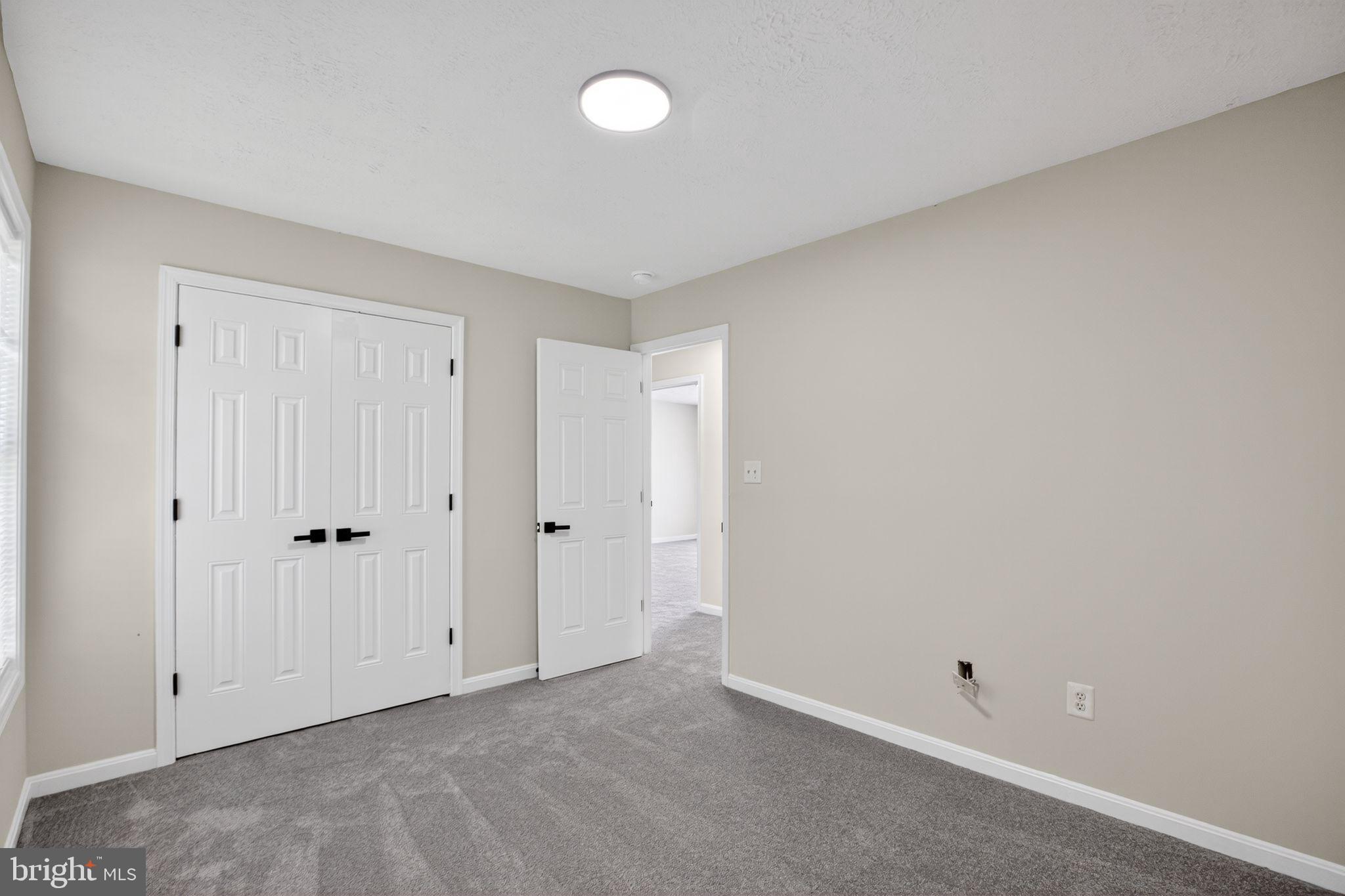 EMERALD HILLS - Residential