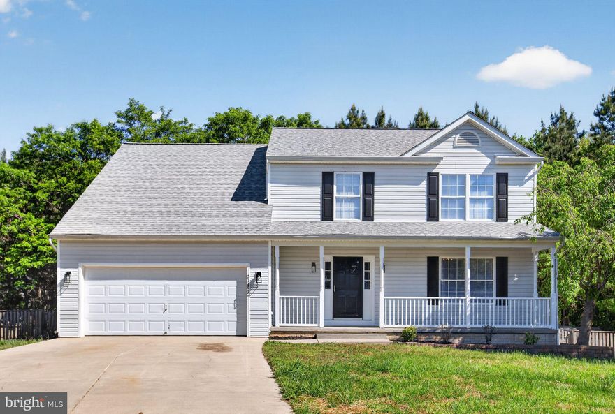 Completely updated Colonial featuring quartz counter tops, Upgraded LVP flooring throughout the main level, and a convenient 1st floor bedroom or spacious office.
This house has a great lot-lot backing to woods at the end of a cul-de-sac!Located in a desirable Lexington Park community close to shopping, dining, parks, and major commuter routes, this home offers the perfect blend of comfort and convenience.