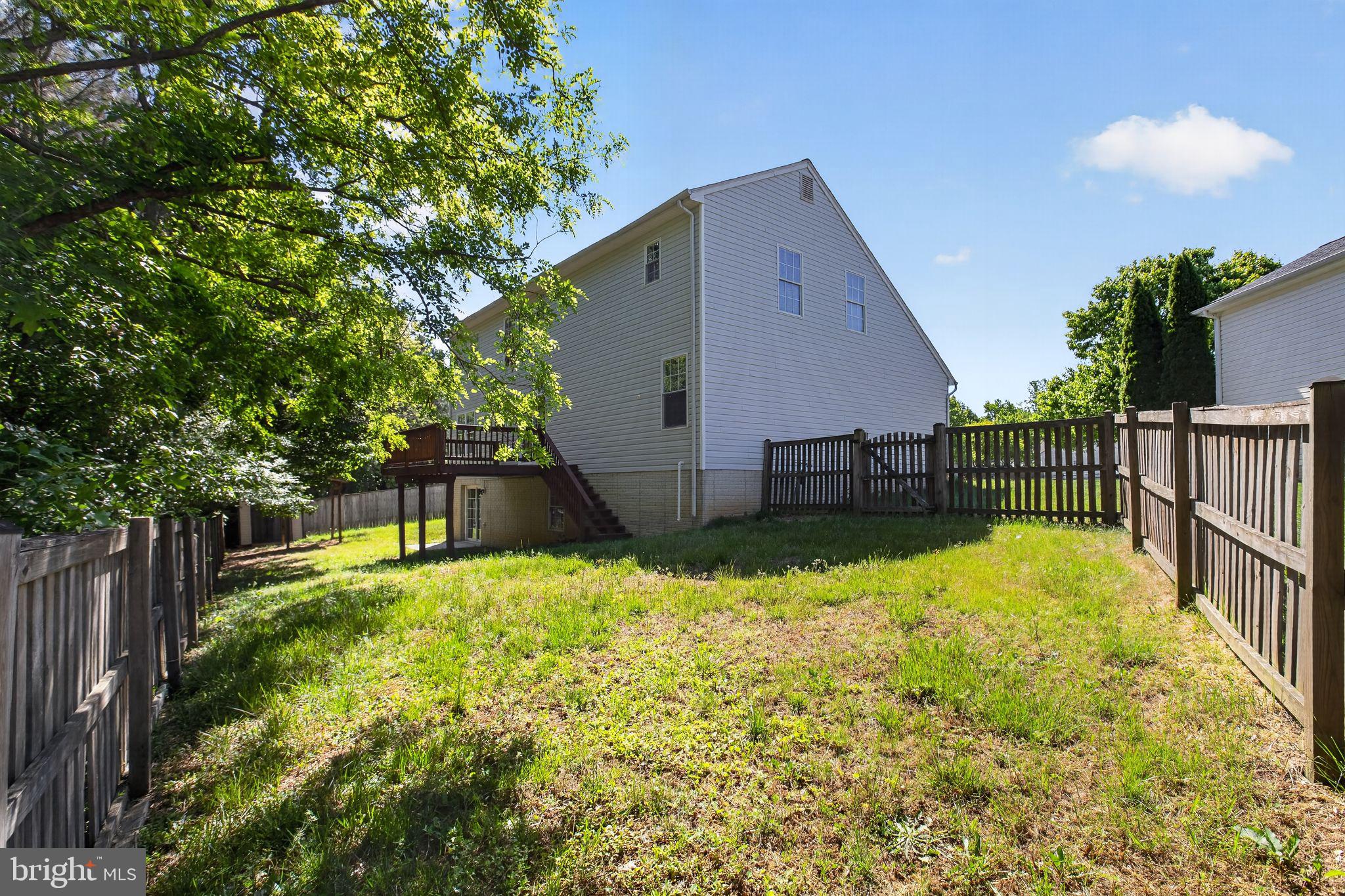 EMERALD HILLS - Residential