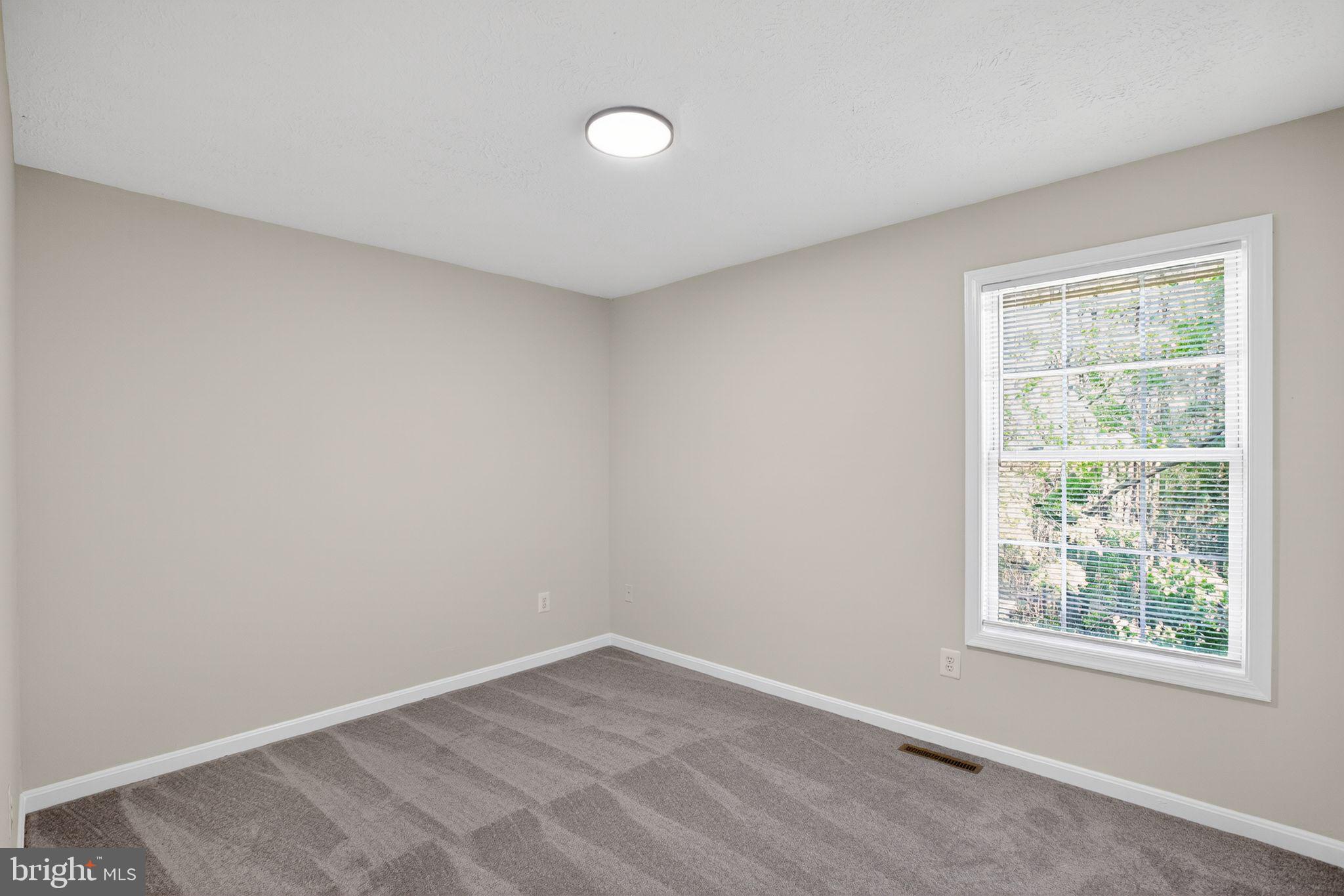 EMERALD HILLS - Residential