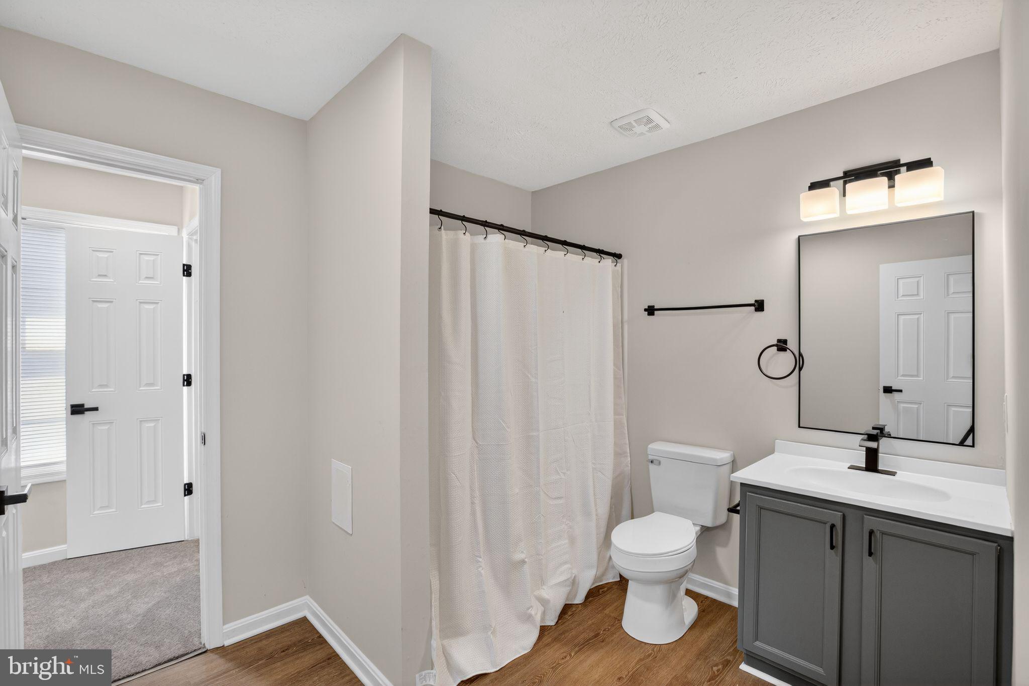 EMERALD HILLS - Residential