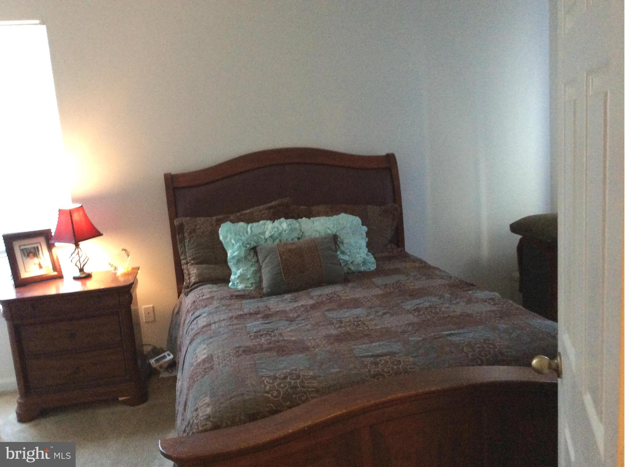 WINDSOR COMMONS - Residential