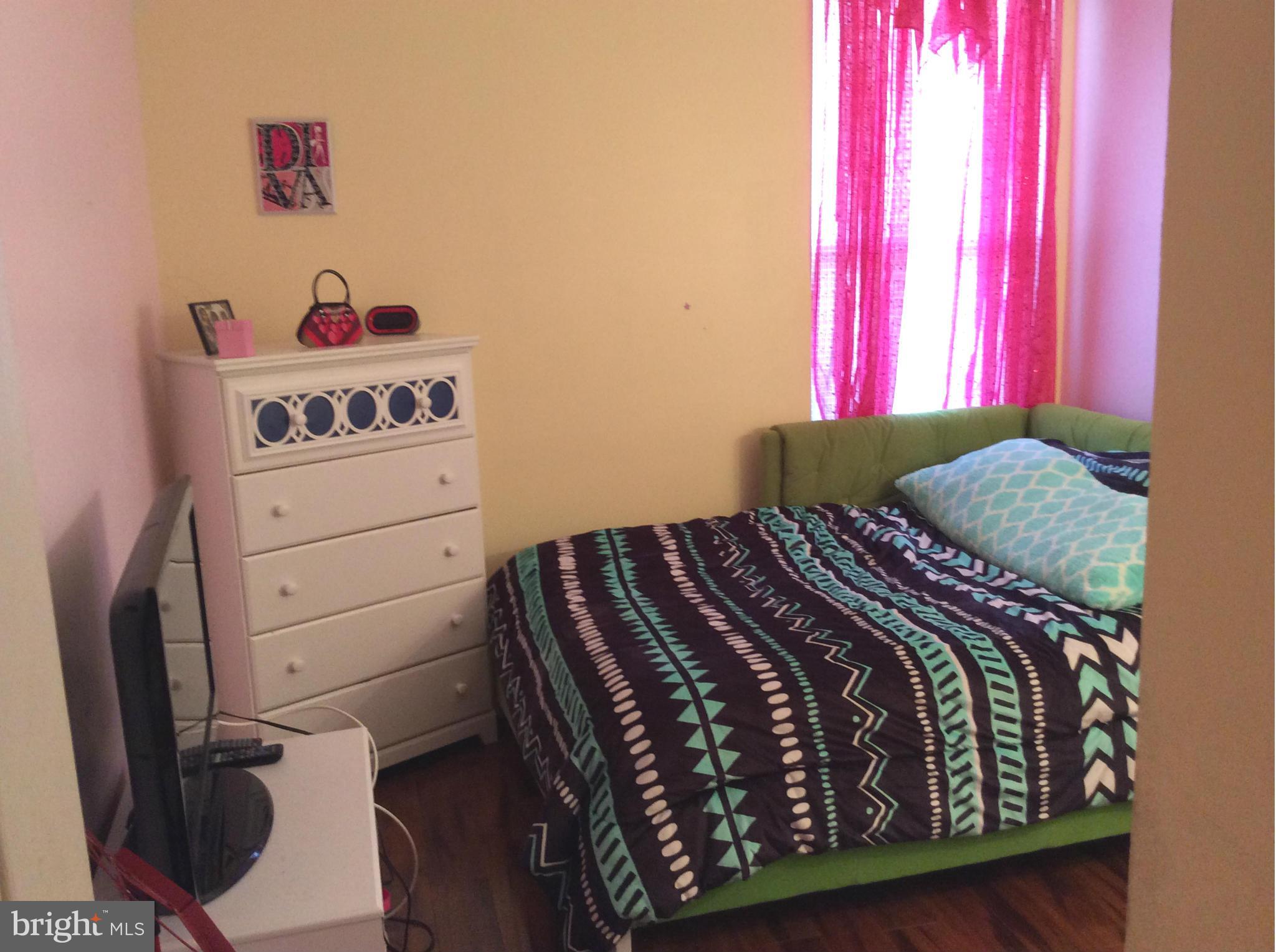 WINDSOR COMMONS - Residential