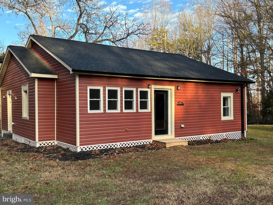 This cozy 2 bedroom 1 bath home has just been completely renovated. It is perfectly situated to be far away from the hustle and bustle but, still close to shopping, hospitals/doctors, the Ni river, the VRE, fantastic parks and downtown Fredericksburg.
Everything in this house is new. It has new LVP flooring throughout, new appliances, new soft close cabinets, quartz counters, a butcher block island, built in pantry, built in storage in the bedrooms, full size stacked washer/dryer and a 9x11 screened porch.
The home is off of a shared driveway but has its own gravel driveway for parking.
There is no FOR RENT sign in the yard.
Good credit and good job history required.
Application can be found on the Fredericksburg Area Rentals website.