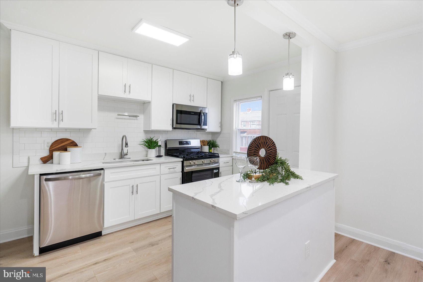 NEW NORTHWOOD - Residential