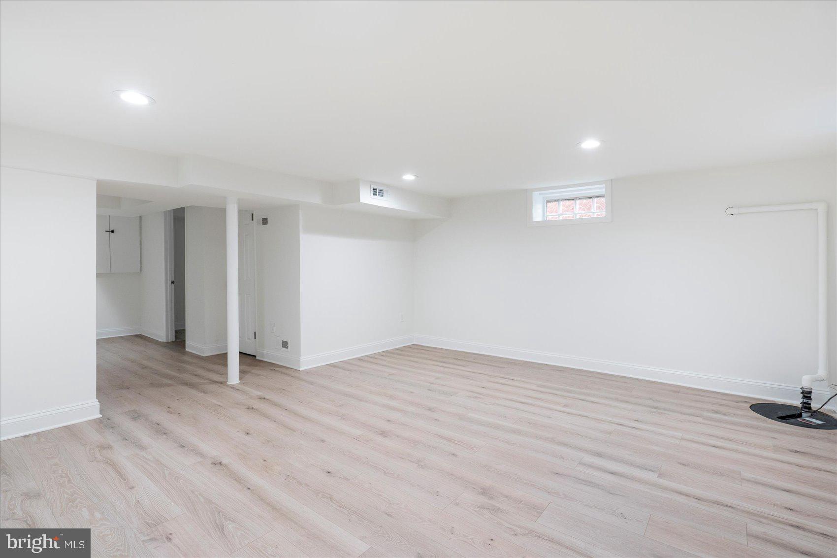 NEW NORTHWOOD - Residential