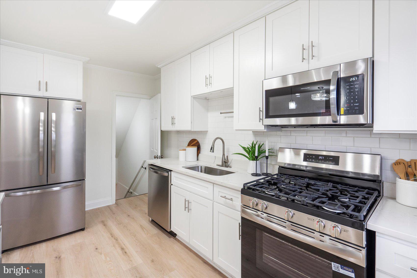 NEW NORTHWOOD - Residential