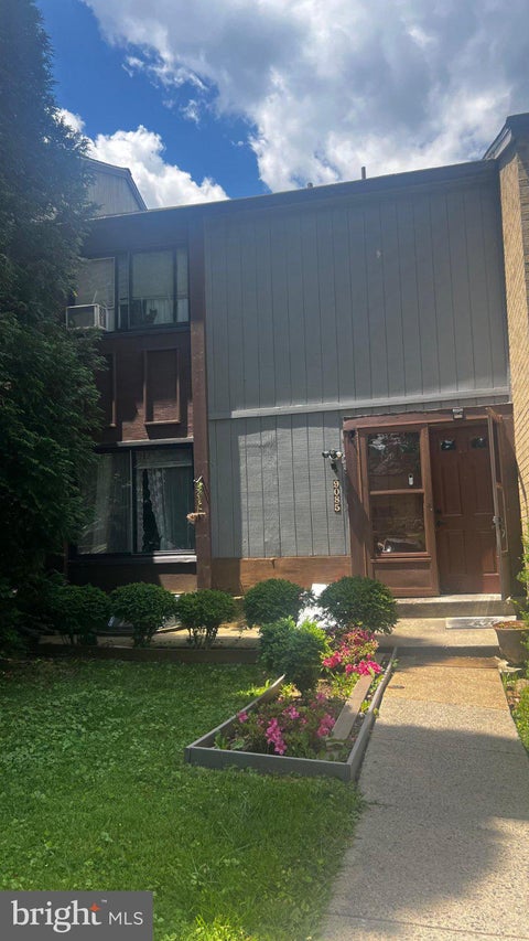 Townhouse For Sale - 9085 Centerway Road<br/> Montgomery County, GAITHERSBURG, MD 20879