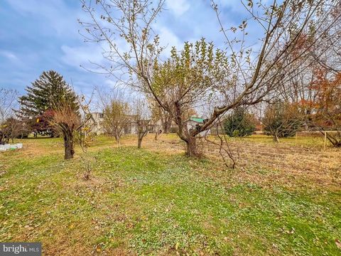 Tiny photo for 10 Makefield Road, MORRISVILLE, PA 19067 (MLS # PABU2115546)