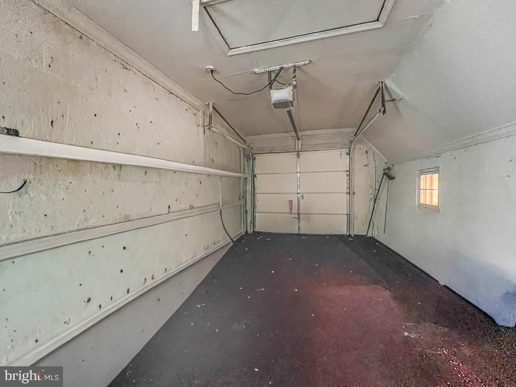 NON AVAILABLE - Residential