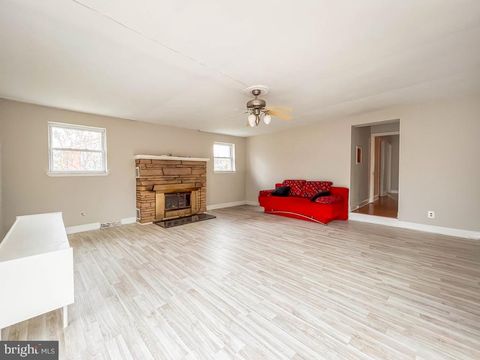 Tiny photo for 10 Makefield Road, MORRISVILLE, PA 19067 (MLS # PABU2115546)