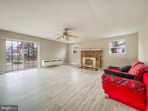 Tiny photo for 10 Makefield Road, MORRISVILLE, PA 19067 (MLS # PABU2115546)