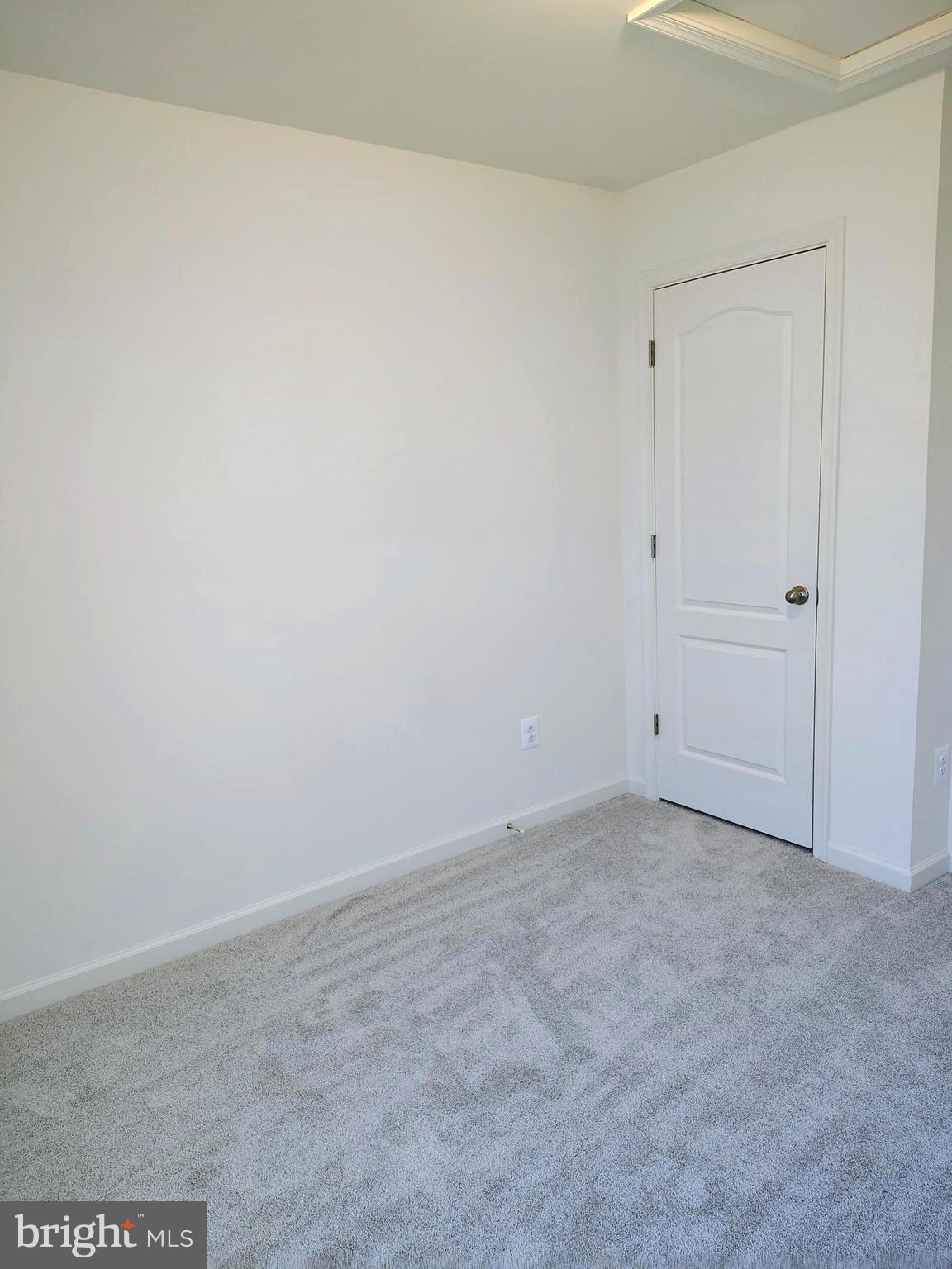 OVERLOOK AT RIVERSIDE TOWNHOMES - Residential Lease