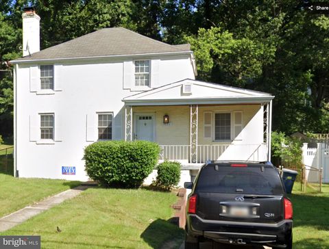 Homes For Sale - 5832 Carlyle Street<br/> LANDOVER, MD 20785