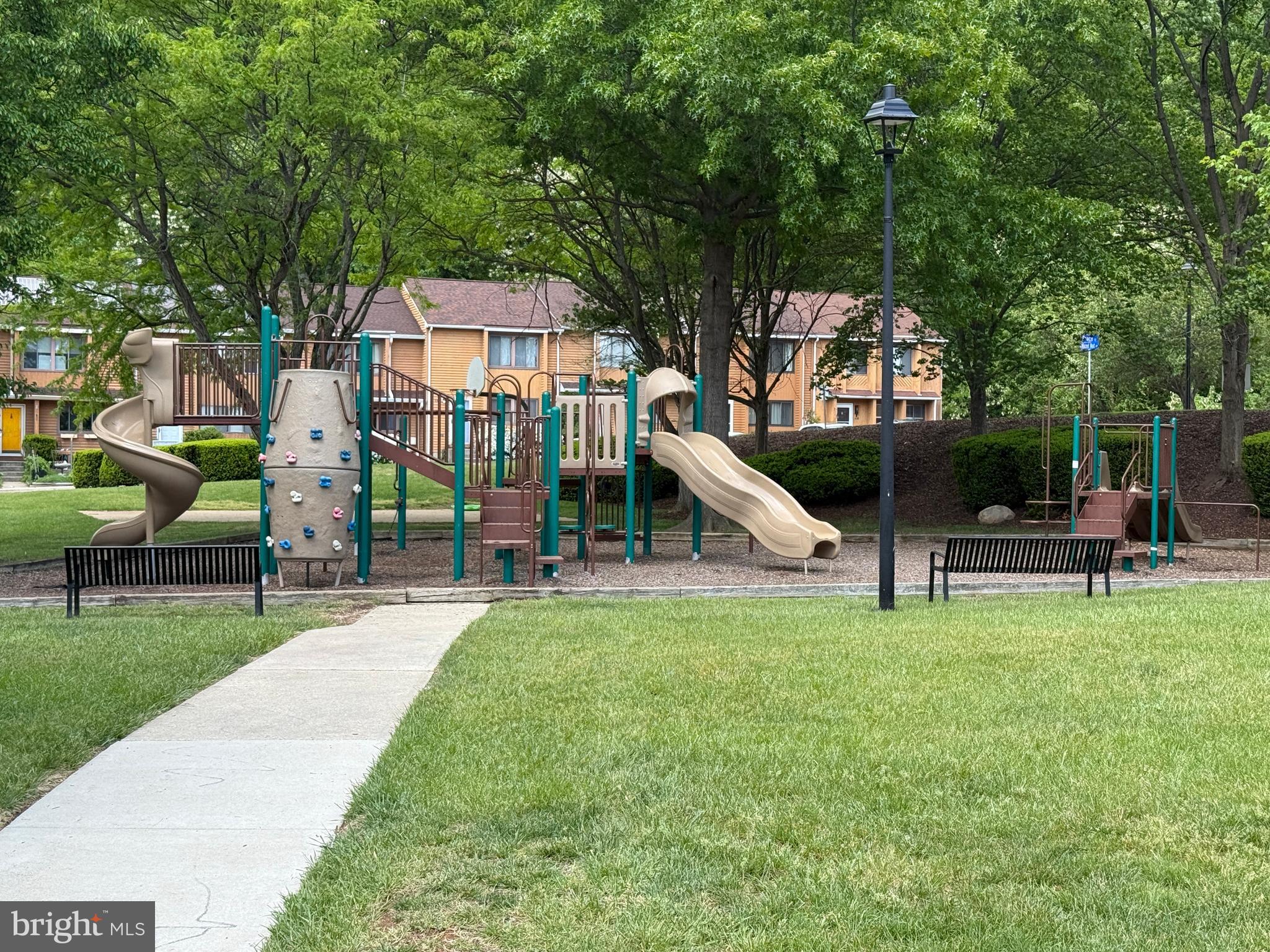WALNUT RIDGE - Residential
