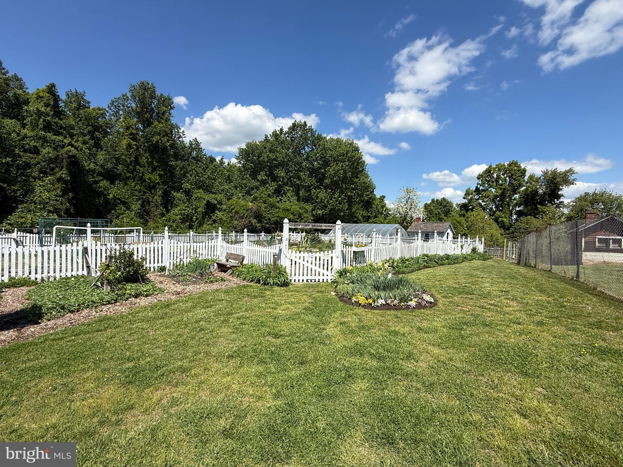 WALNUT RIDGE - Residential