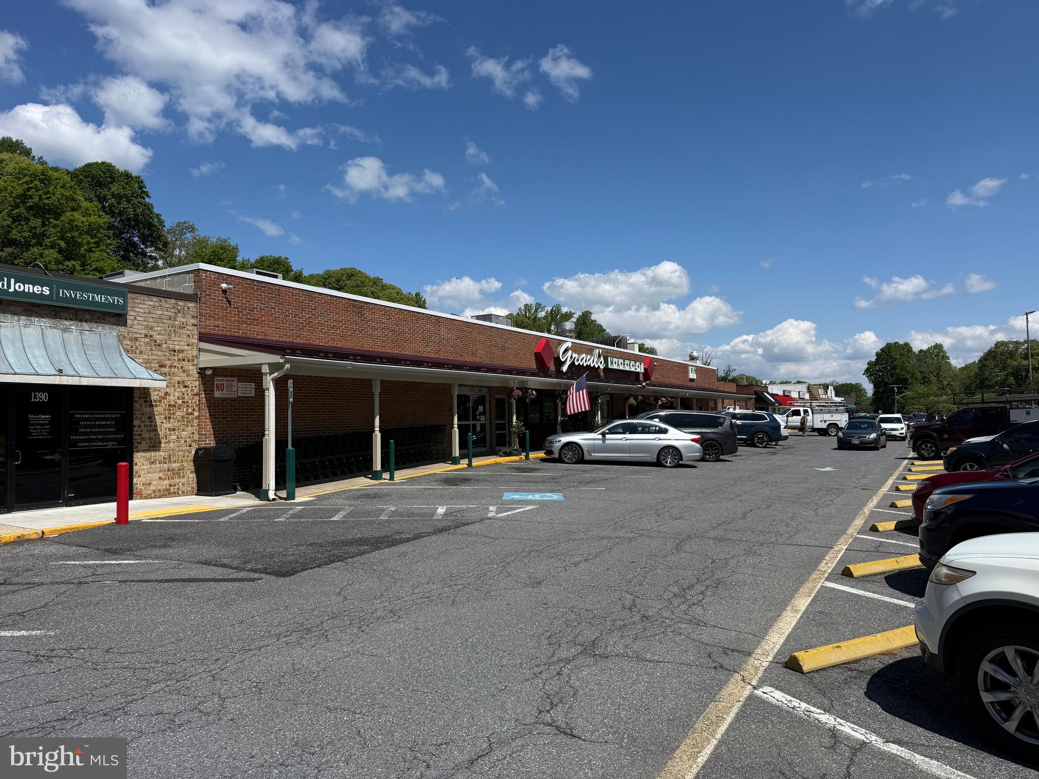 WALNUT RIDGE - Residential