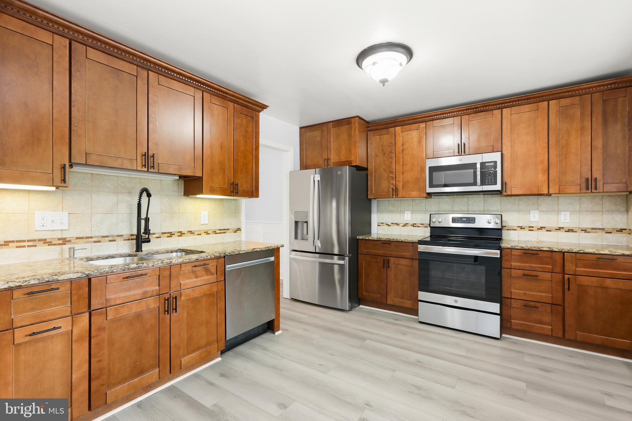 WALNUT RIDGE - Residential