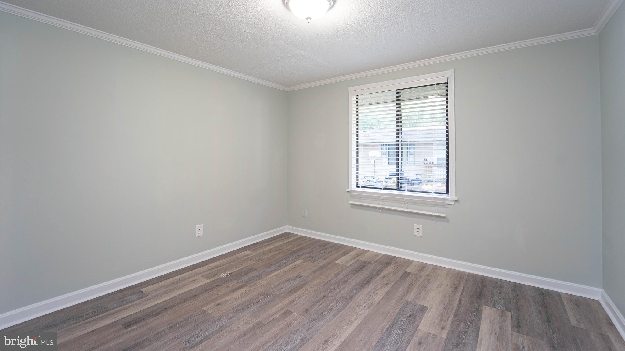 PINEWOOD LANDING - Residential