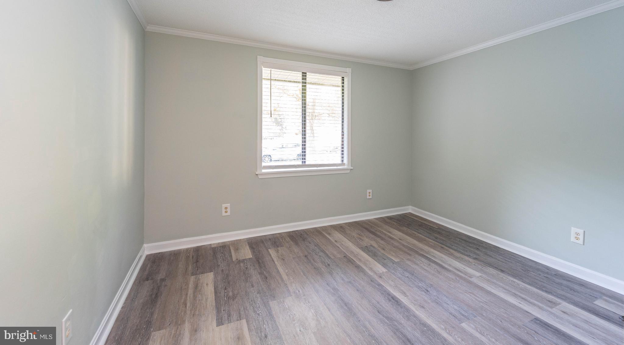 PINEWOOD LANDING - Residential