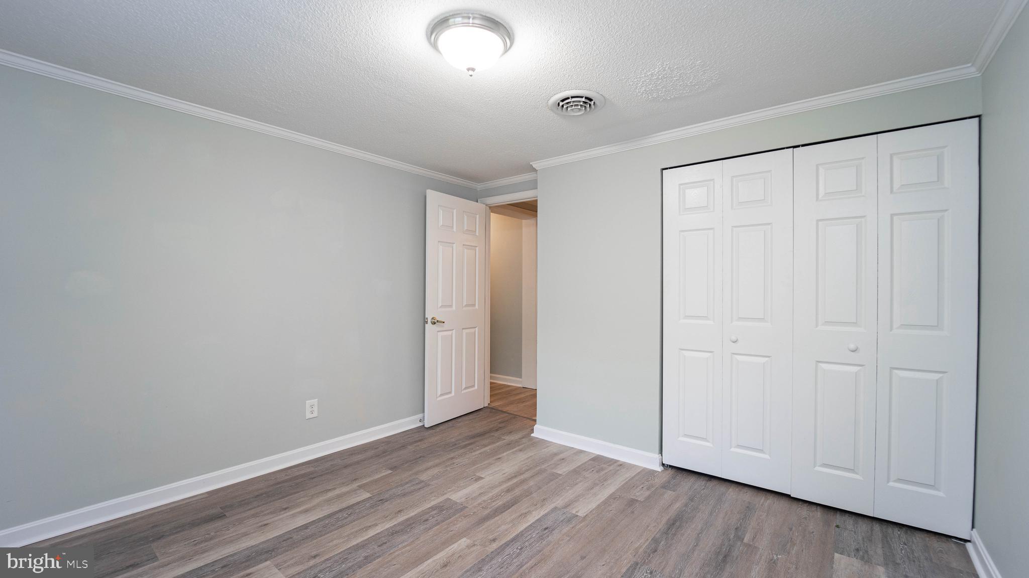 PINEWOOD LANDING - Residential