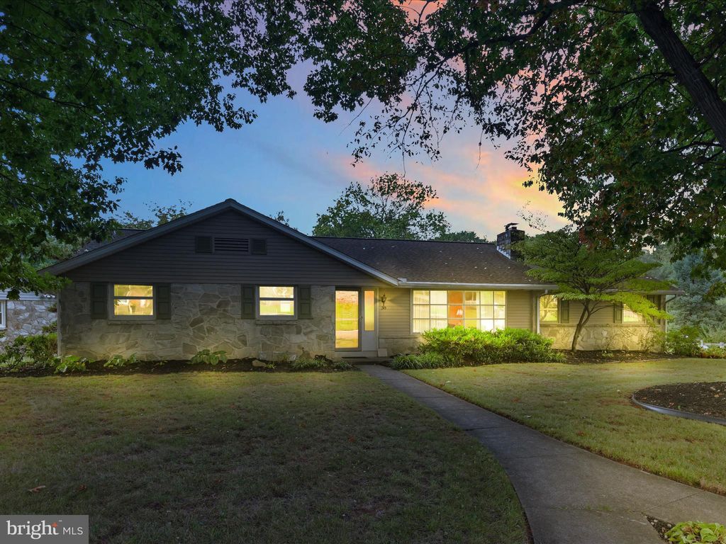 Photo of 38 Keeler Avenue, Stevens, PA 17578 (MLS # PALA2056414)