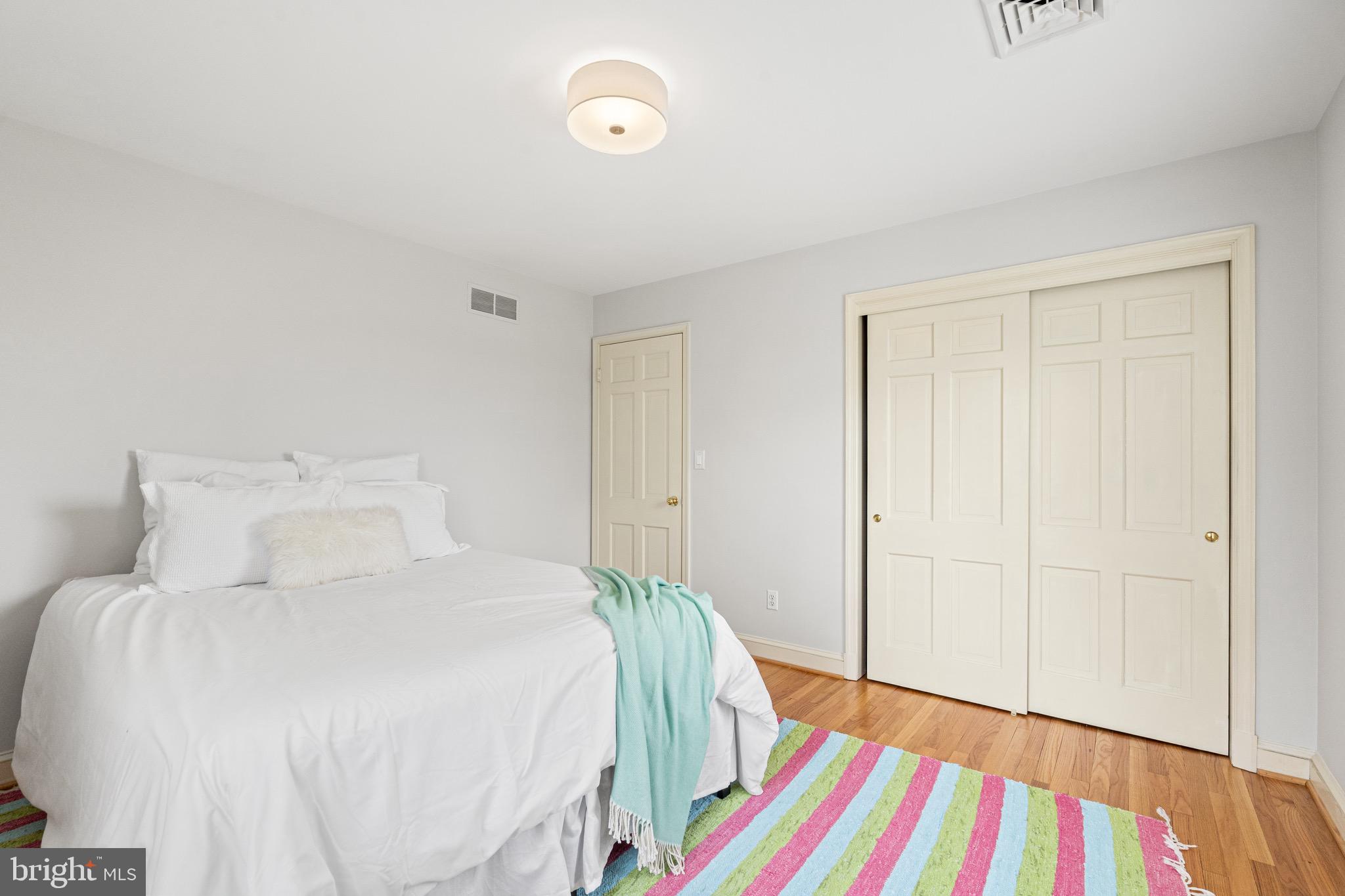 RUXTON - Residential