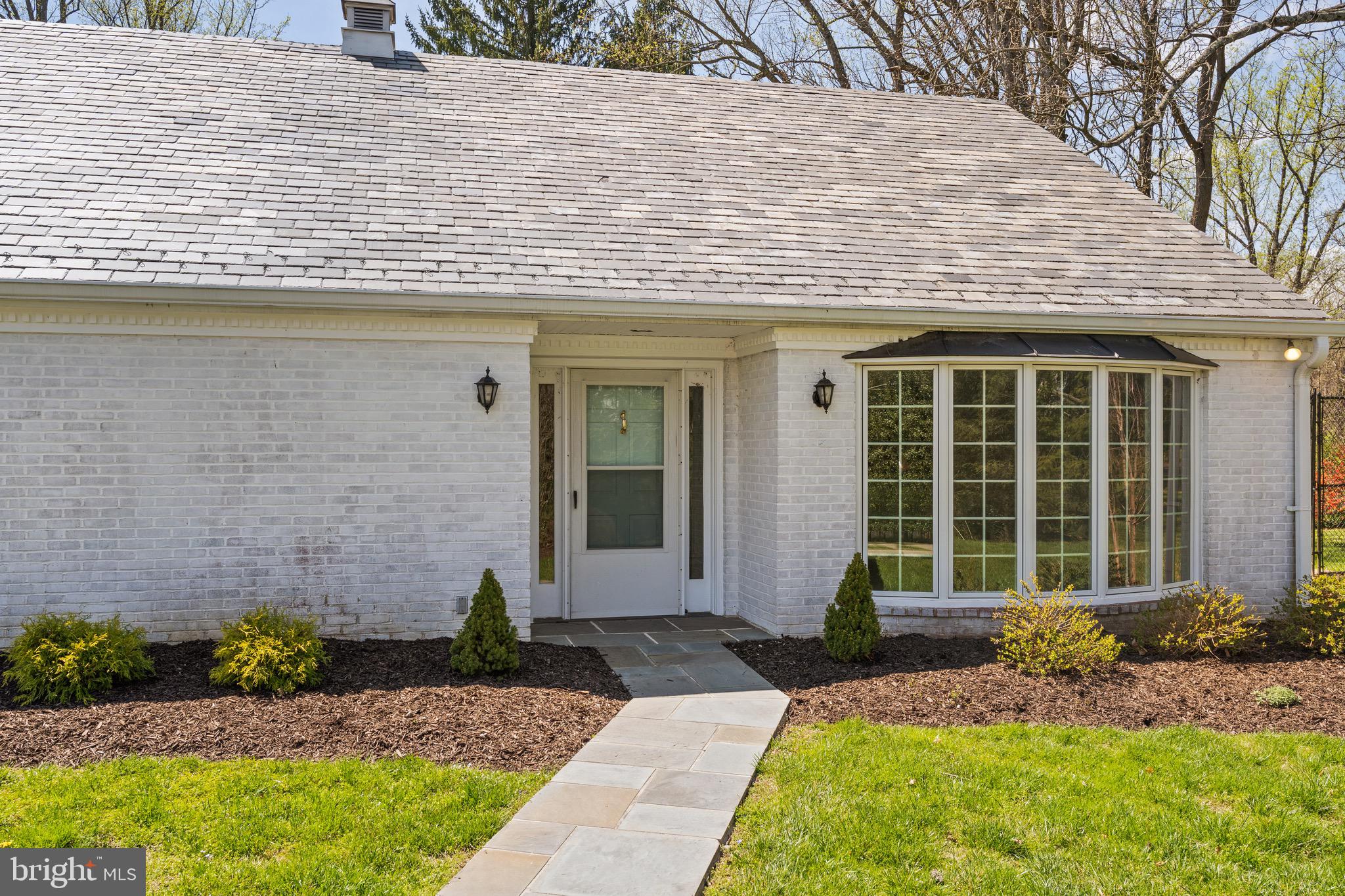 RUXTON - Residential