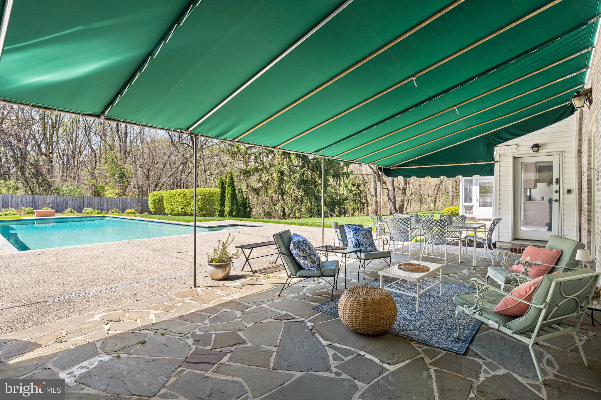 RUXTON - Residential