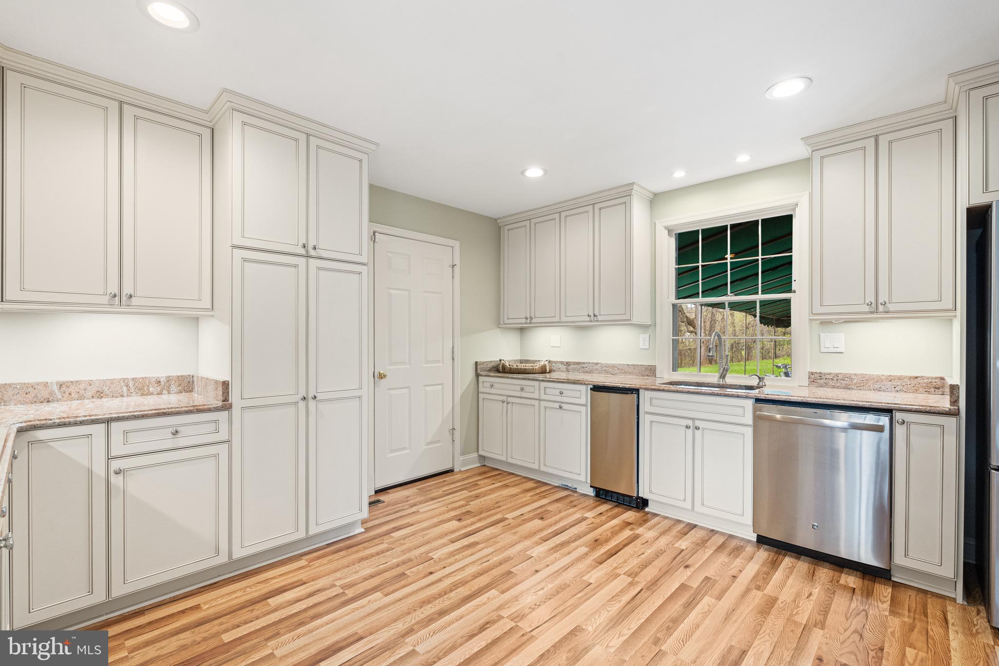 RUXTON - Residential