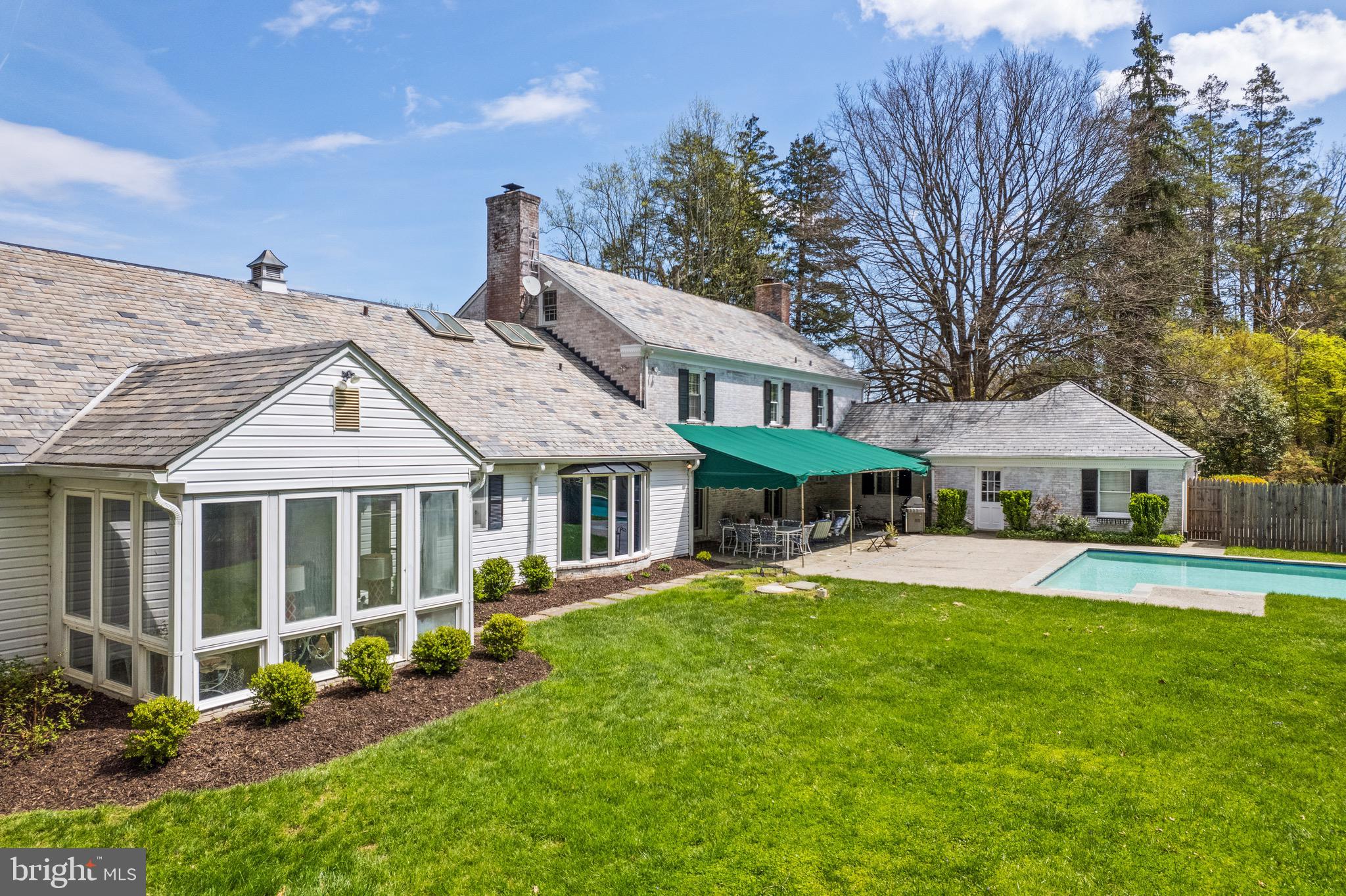 RUXTON - Residential