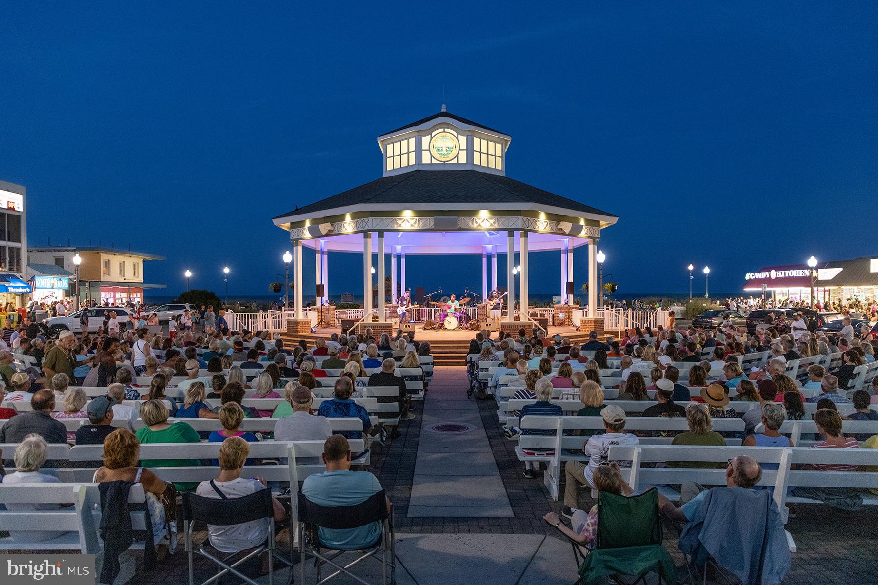 NORTH REHOBOTH - Residential