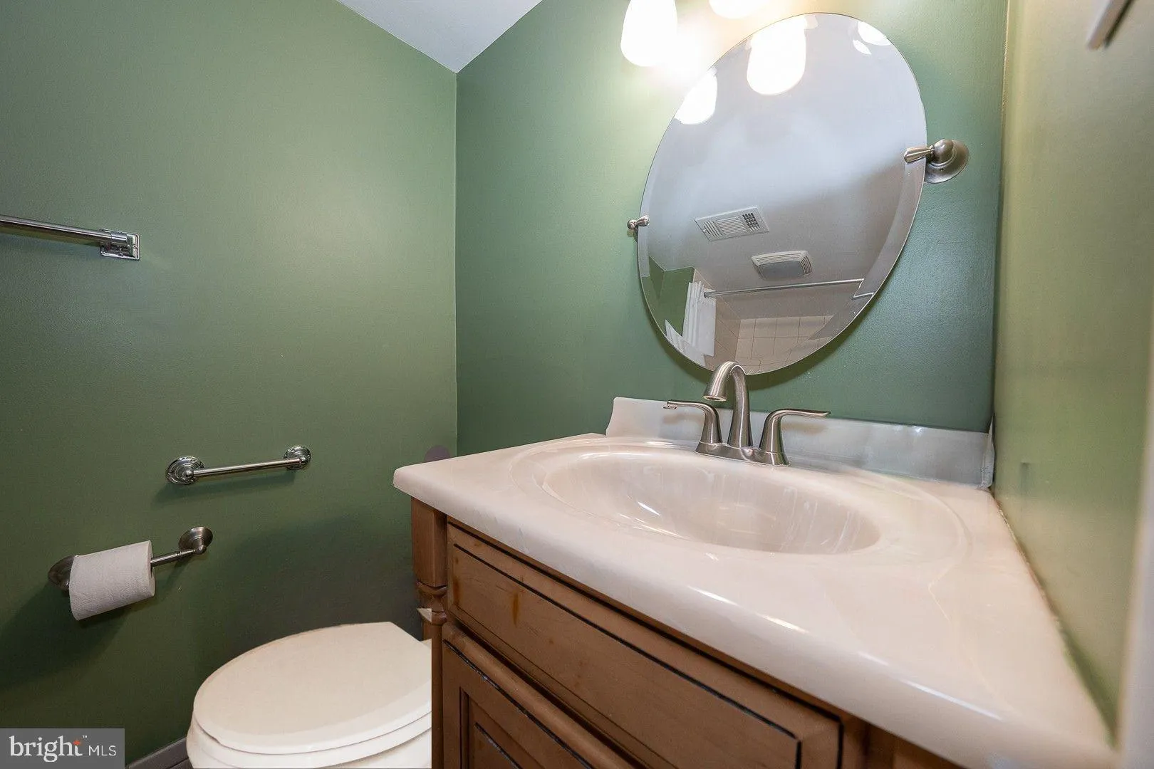 Wayne, Pennsylvania 19087, United States, 2 Bedrooms Bedrooms, ,2 BathroomsBathrooms,Residential,Active,81526