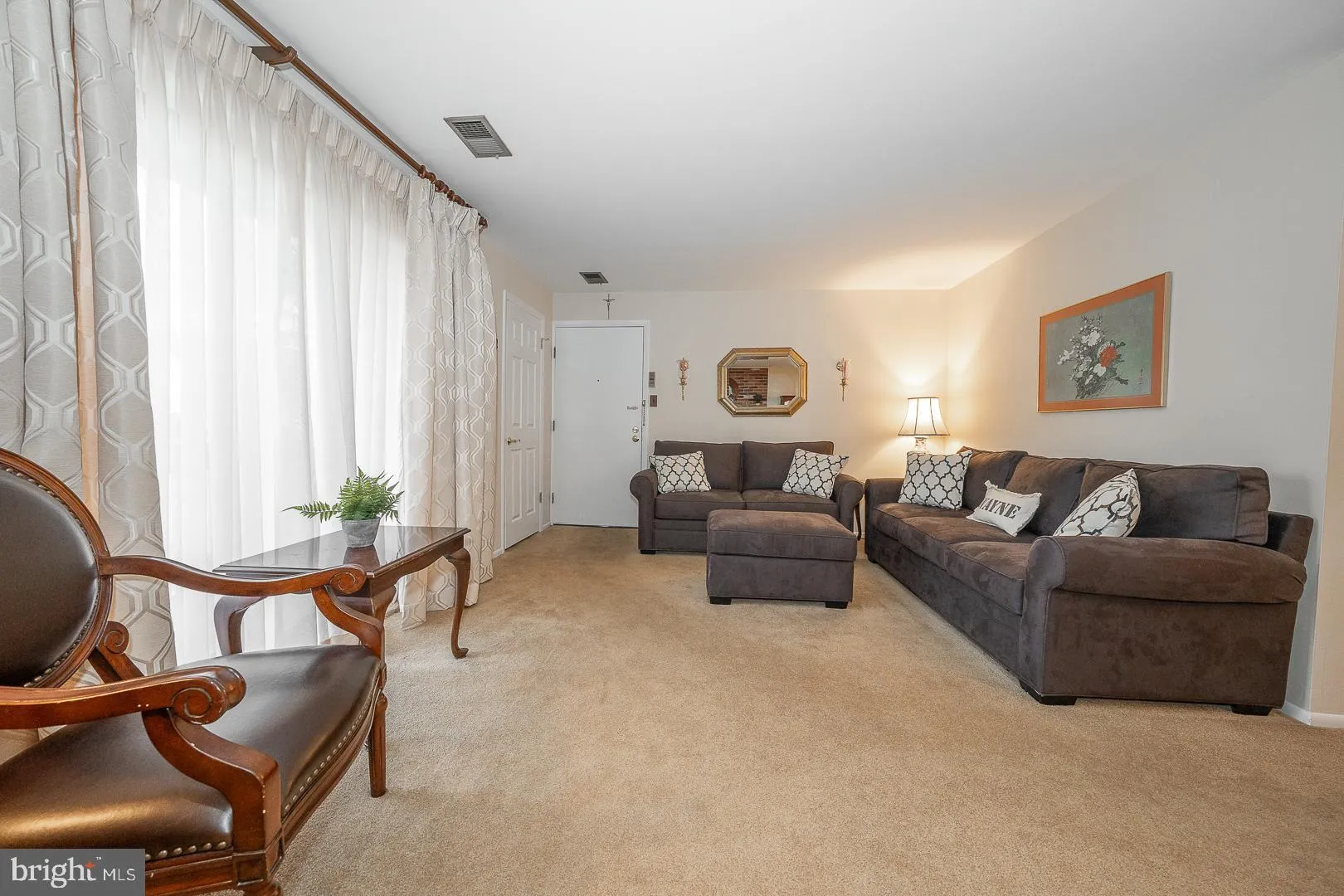 Wayne, Pennsylvania 19087, United States, 2 Bedrooms Bedrooms, ,2 BathroomsBathrooms,Residential,Active,81526