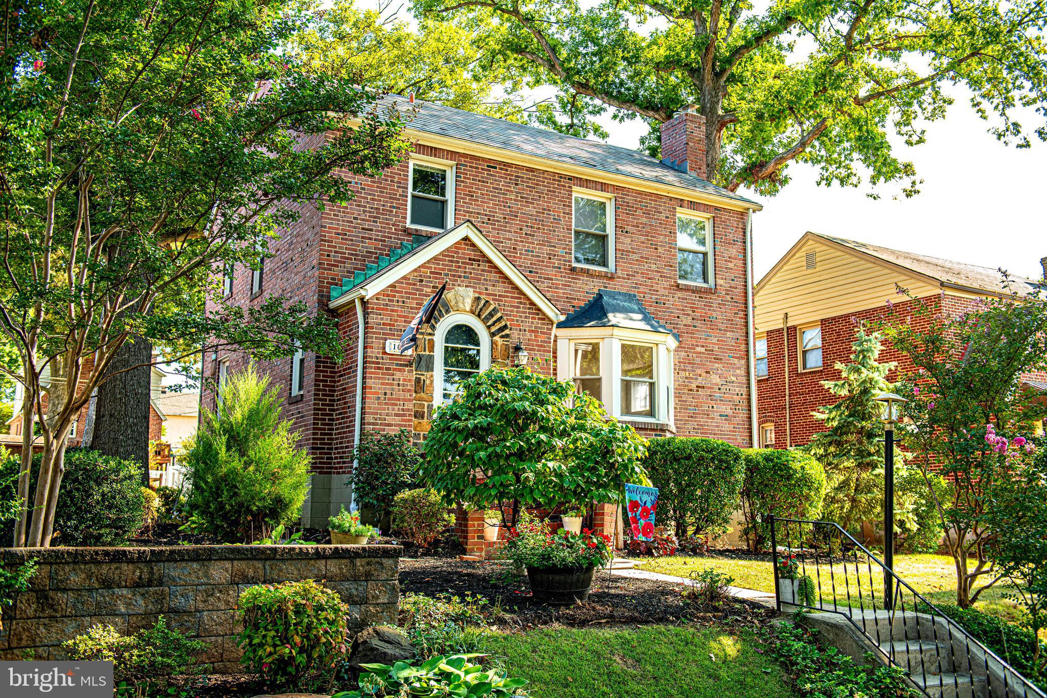 OVERLEA MANOR - Residential